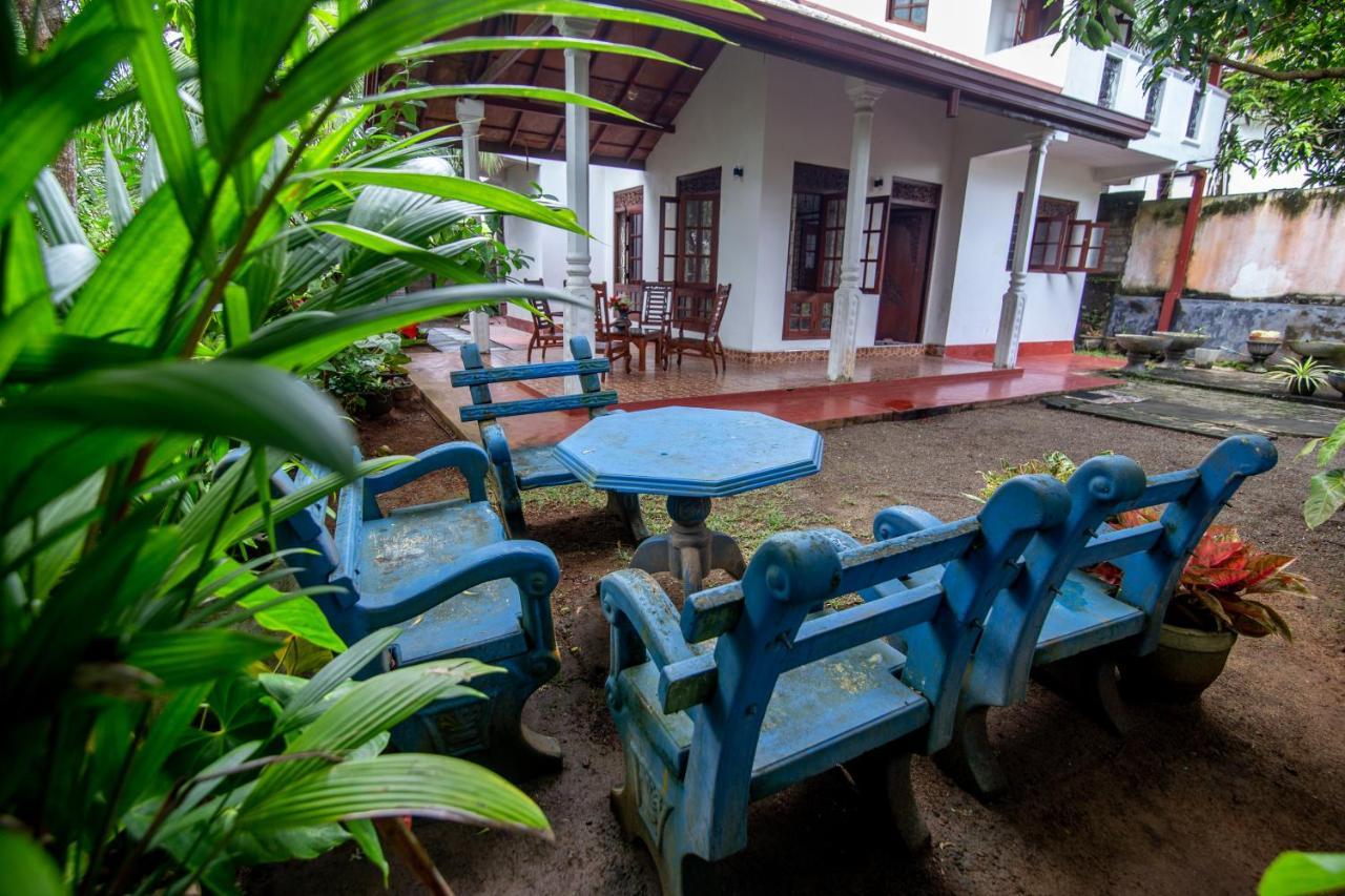 Mountain Gem Villa Hikkaduwa Exterior photo